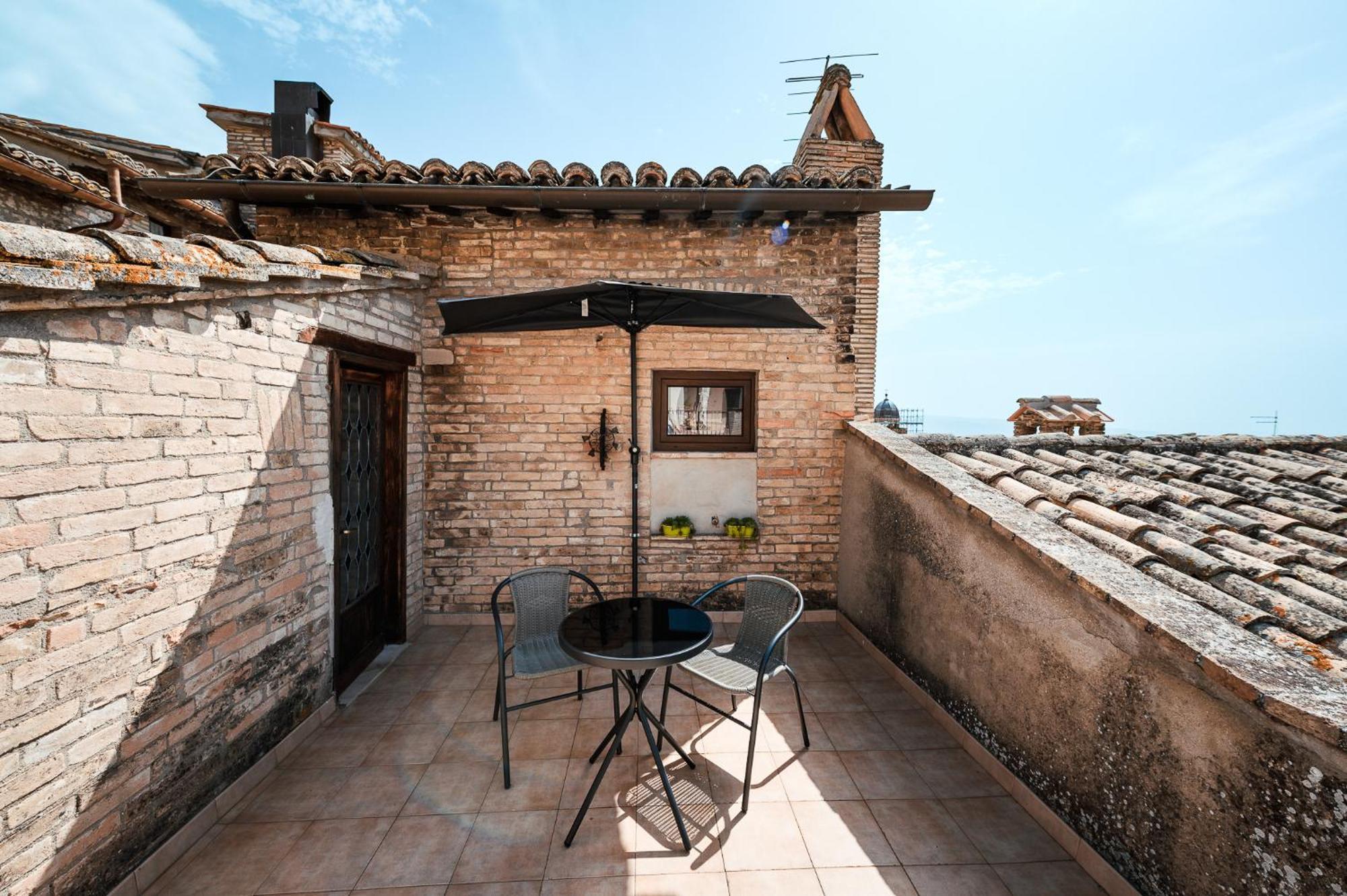 Roof Garden Rooms Assisi Exterior photo